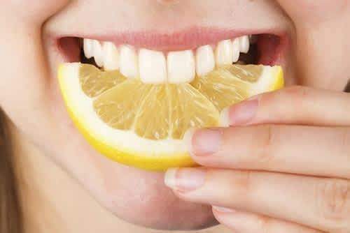 Le thé vert pour une hygiène bucco-dentaire irréprochable ! - Malindo